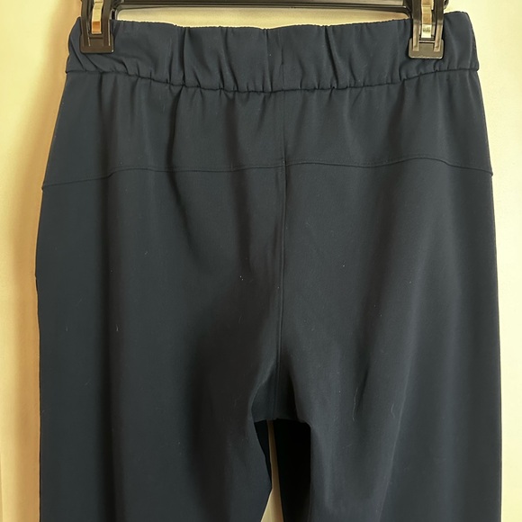 Lululemon Women’s Navy Pant Joggers - Picture 7 of 7